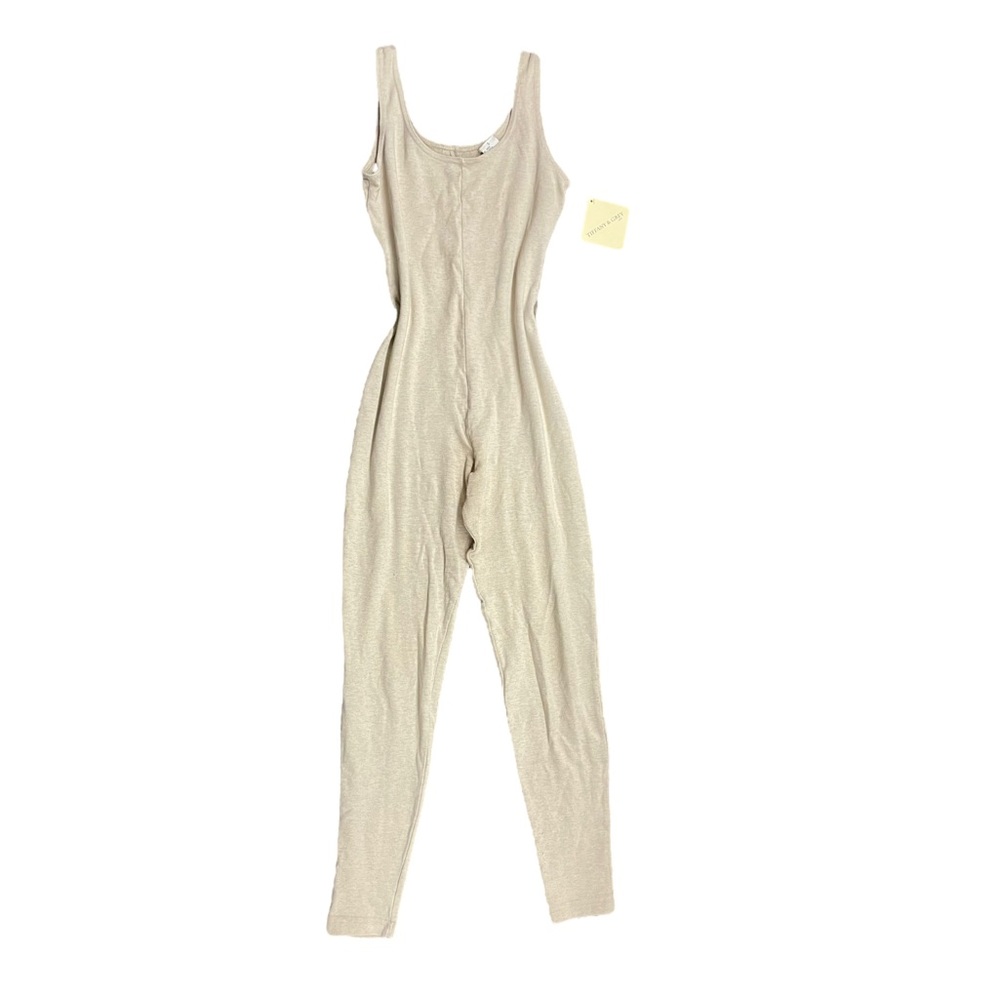 ✨CREAM ROMPER✨ - Picture 2 of 8